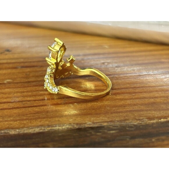 14 Karat Gold Plated Crown Tiara Cubic Zirconia Ring Women Size 7.5 - Picture 8 of 15